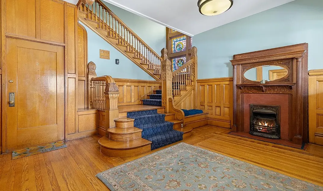 2 bed, 1221 sqft, $2,800 — Photo 3