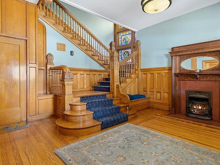 1435 Vine St #2 — Photo 3