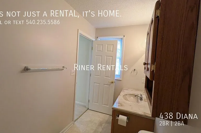 438 Diana Ct — Photo 13