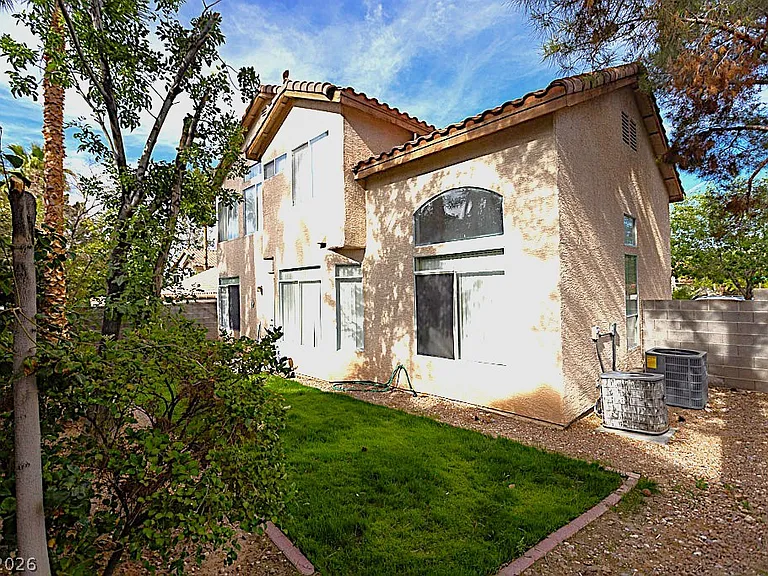 1721 Mill Canyon Dr — Photo 7