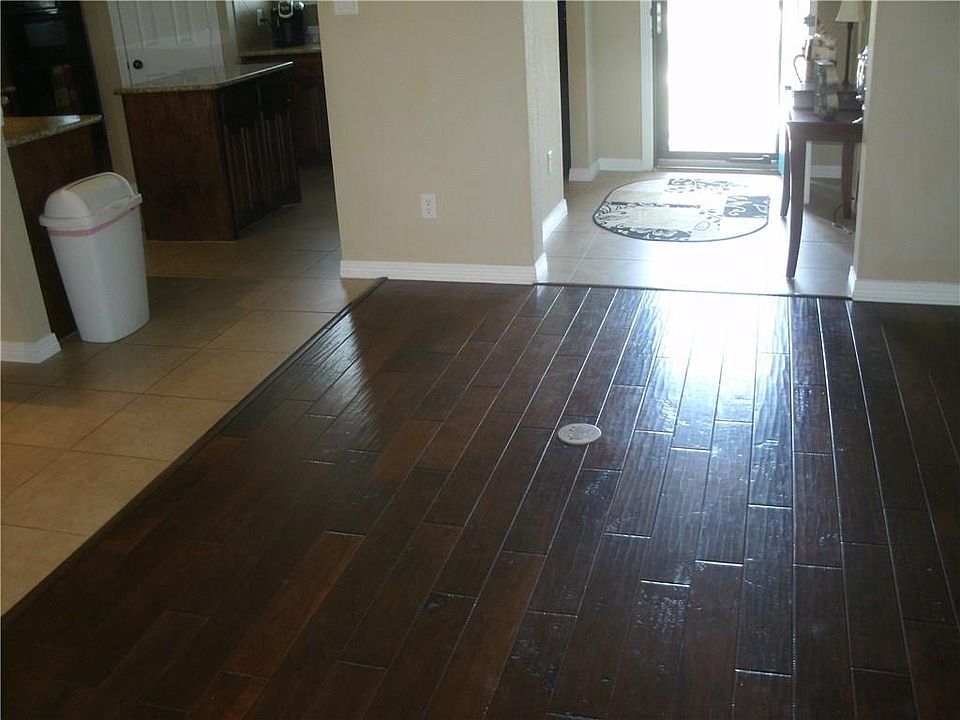 2nd image of 164 Owen Cir