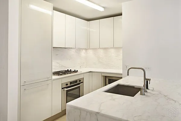 Rented by Halstead Real Estate | media 2