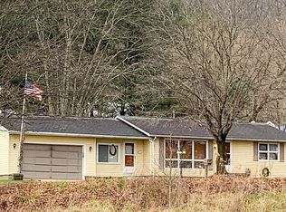 7 Snell Dr, Crooksville, OH 43731