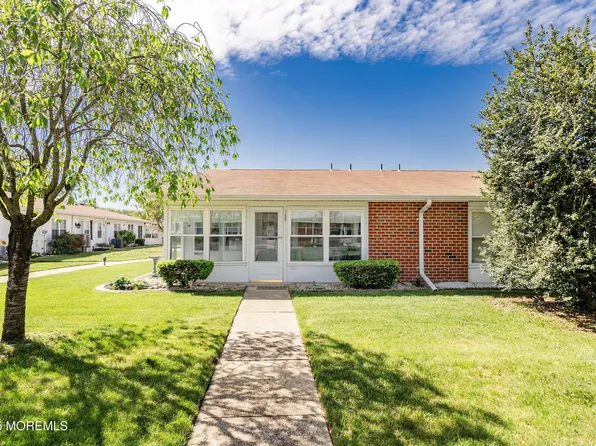 1154A Argyll Circle, Lakewood, NJ 08701