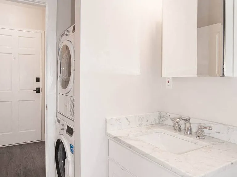Stackable Washer/Dryer in Select Apartments