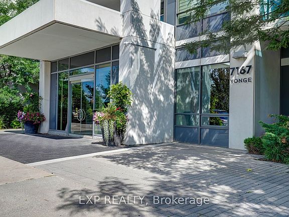 2nd image of 7167 Yonge St #619