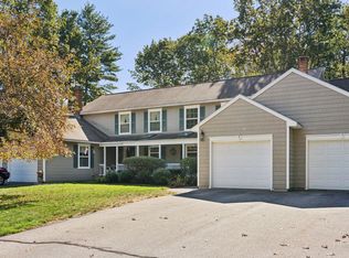 7 Dunnhill Dr, Kennebunk, ME 04043