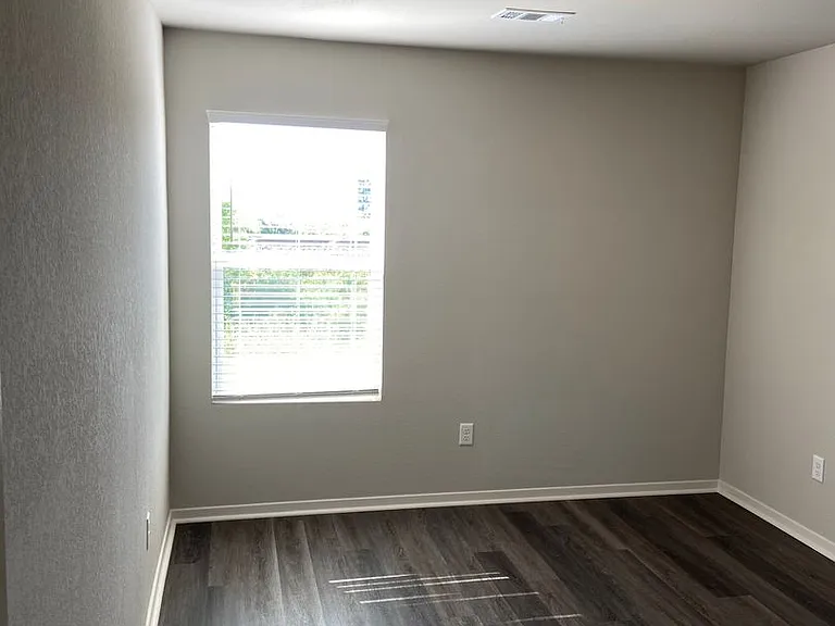 108 Ellis Dr — Photo 13