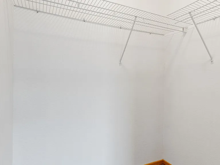 Clark Place Apartments & Townhomes — Photo 48