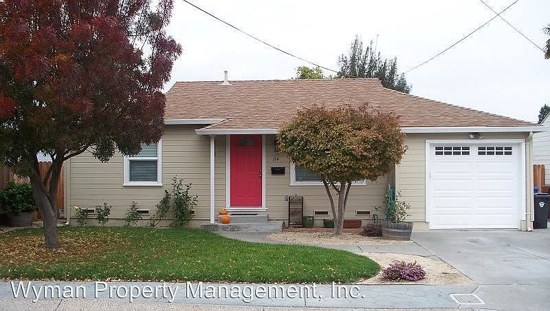 2nd image of 174 De Witt Ave