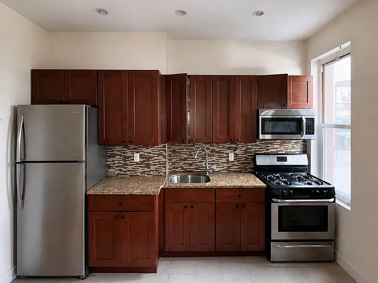 309 Clarkson Ave #2 — Photo 2