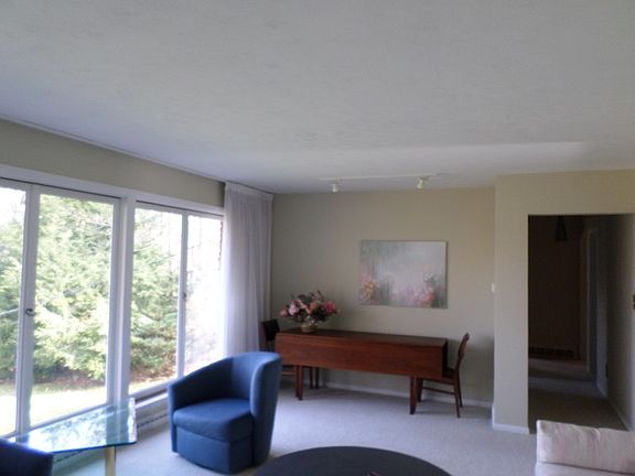 5th image of 123 Crestmont Dr