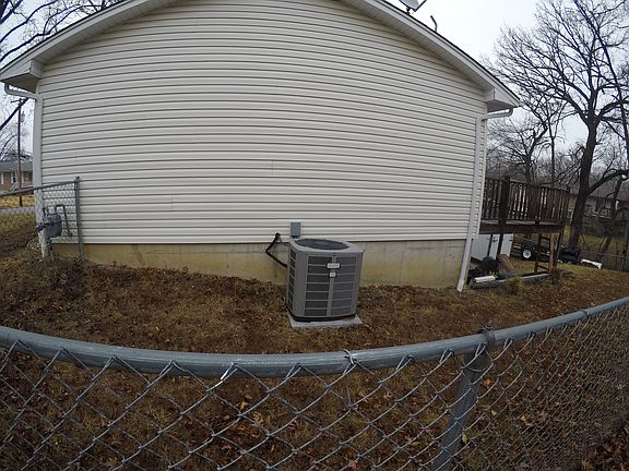2nd image of 518 Belair Dr