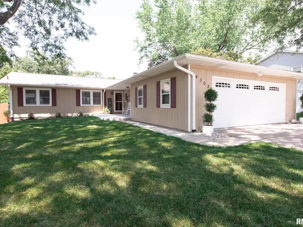 4308 Wittmann Dr, Davenport, IA 52806