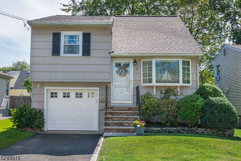 79 Longview Ave, Lake Hiawatha, NJ 07034 | Zillow