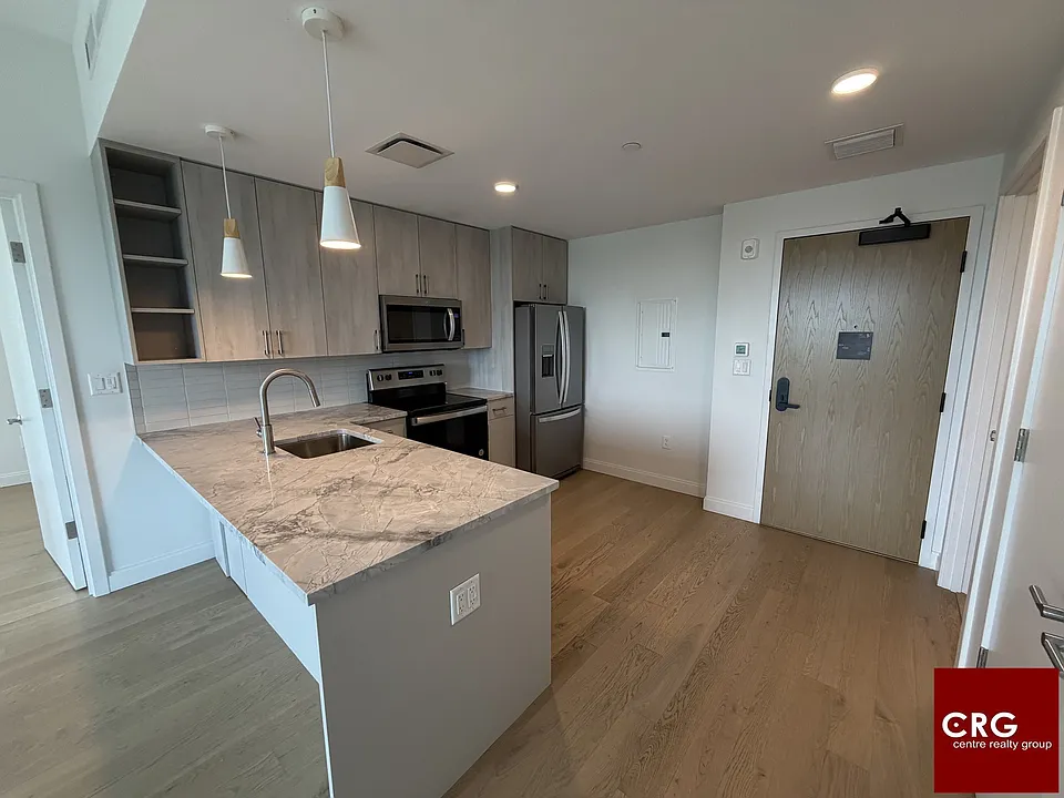 54-55 Brighton Ave #U601
