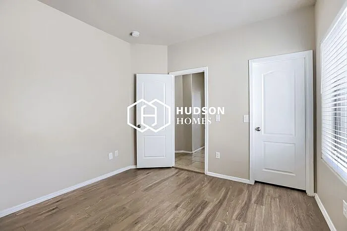 931 S 241st Ave — Photo 16