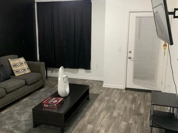 870 Mayson Turner Rd NW Unit 1420, Atlanta, GA 30314