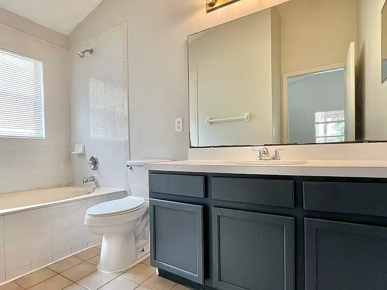 1275 Adirondack Ct — Photo 9