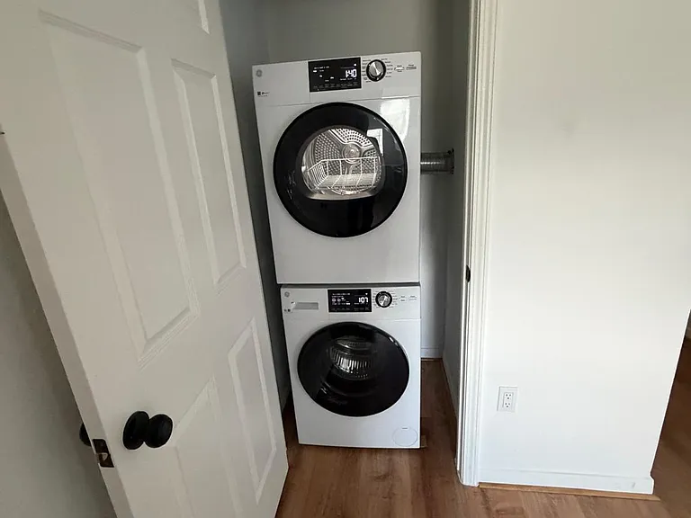 2323 Fairwind Rd #105 — Photo 18