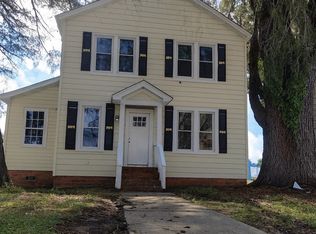 301 Hickory Ave, Newport News, VA 23607