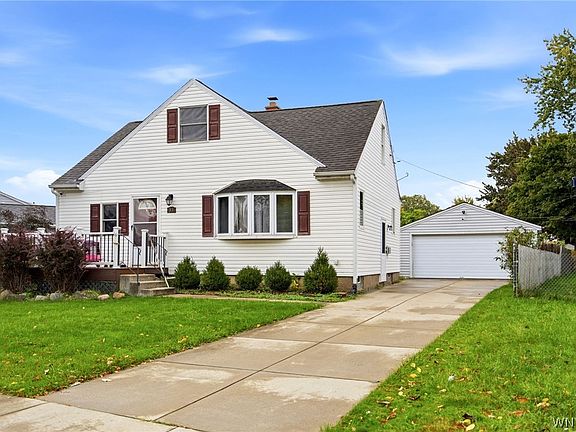 2nd image of 83 Colonial Dr W