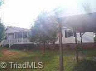 2260 Greenbrook Dr, Trinity, NC 27370