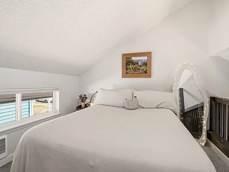 1830 W Maxwell Ave #2 — Photo 10