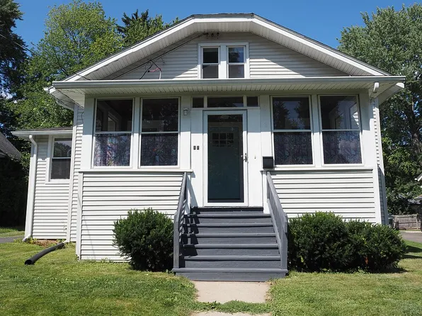 17 Highland Ave, Windsor, CT 06095