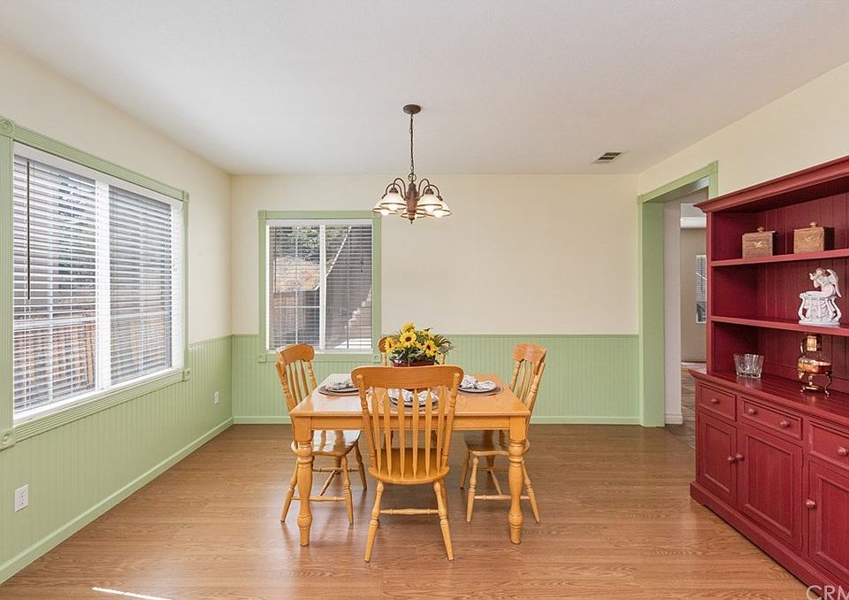 1st image of 1550 Lupine Cir