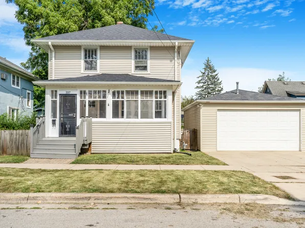 337 Gertrude St, Elgin, IL 60123
