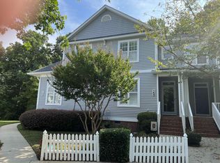 149 Summit Oaks Ln, Holly Springs, NC 27540