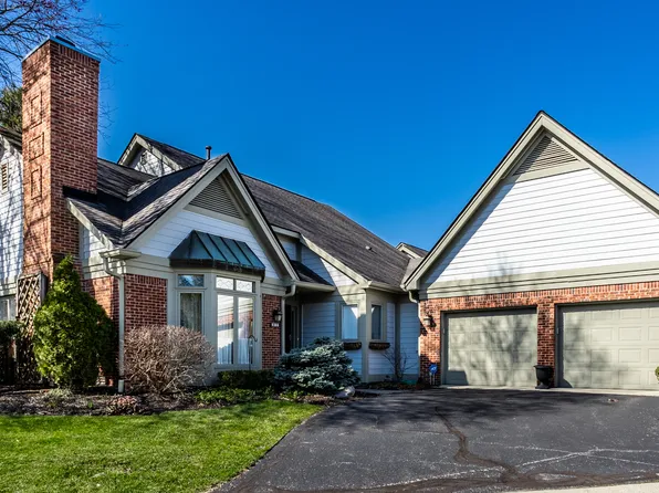 9366 Spring Forest Dr, Indianapolis, IN 46260