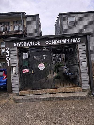 1st image of 2301 Edenborn Ave APT 602