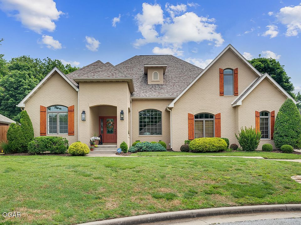 1st image of 507 Foxfire Ct