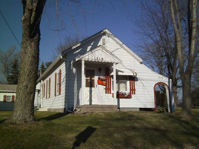 719 Woodlawn, Muscatine