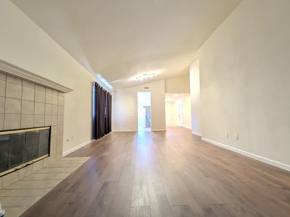 (undisclosed Address), Vista, CA 92083