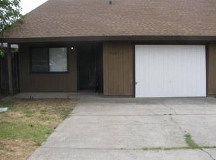 5418 Engle Rd, Carmichael, CA 95608