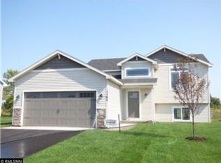 970 Kelsey Ave SE, Clearwater, MN 55320