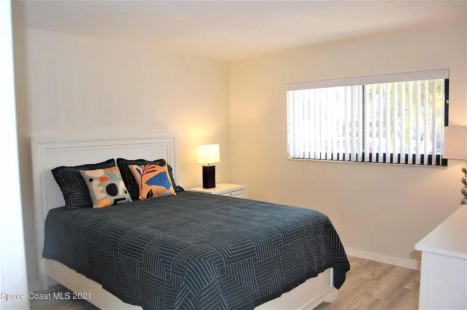 2 bed, 1240 sqft, $2,200 — Photo 2