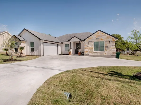 235 E Bluebriar Drive, Granite Shoals, TX 78654