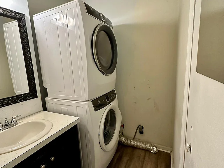 706 Pilgrim Frst — Photo 19