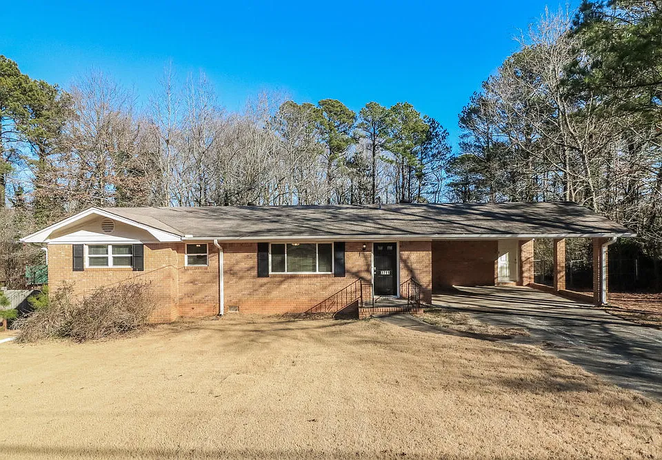 3711 W County Line Rd
