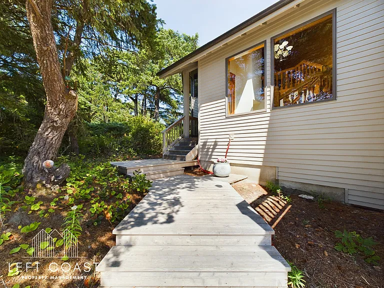 26 Dune Point Dr — Photo 2