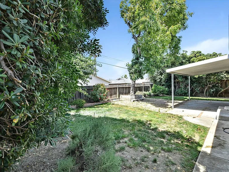 1411 Santa Fe Dr — Photo 31