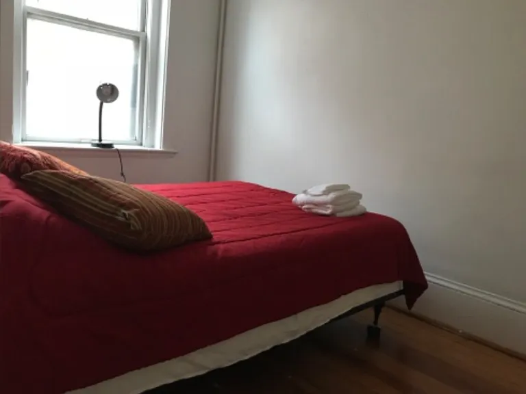 33 Cunard St #4B — Photo 11