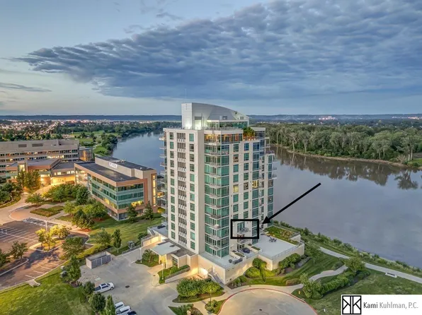 444 Riverfront Plz APT 506, Omaha, NE 68102