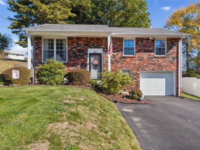 461 Country Hills Dr, Irwin, PA, 15642