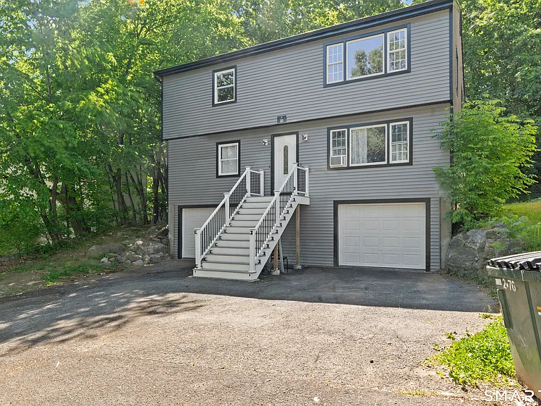 22 Irving Pl — Photo 21