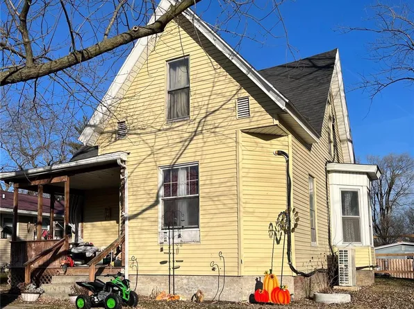 401 Walnut St, Greenfield, IL 62044
